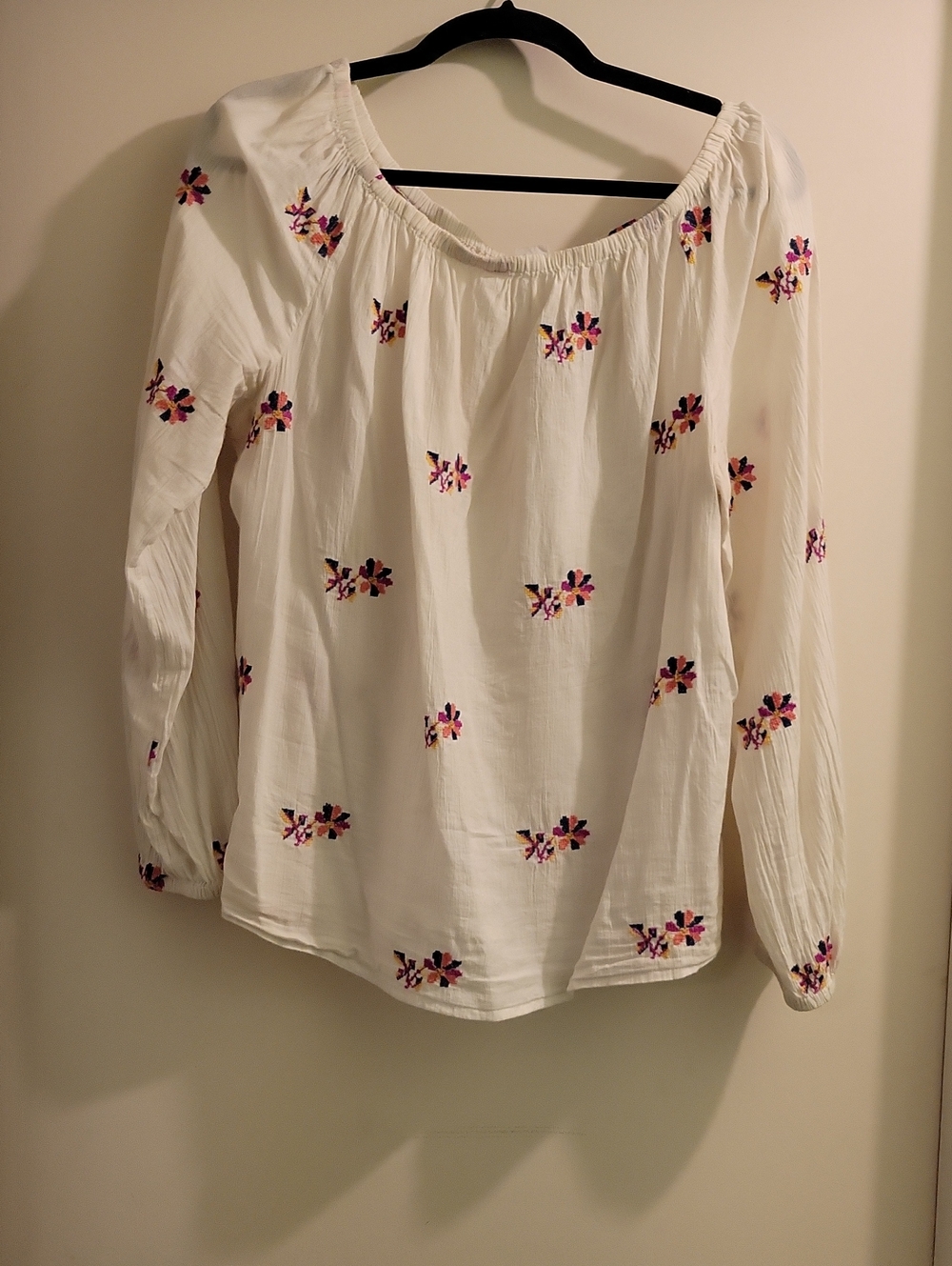 Womens White Embroidered Peasant Blouse - Floral Detail